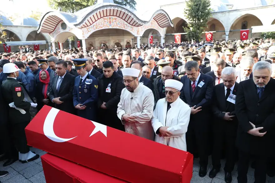 Türkiye şehitlerini uğurladı 13