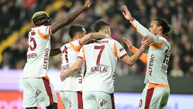 Galatasaray, Antalya deplasmanında farklı kazandı, Osimhen cezalı duruma düştü