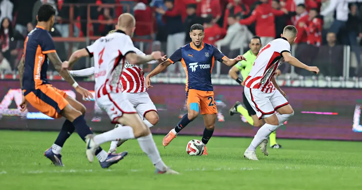 Samsunspor evinde Başakşehir'e kaybetti