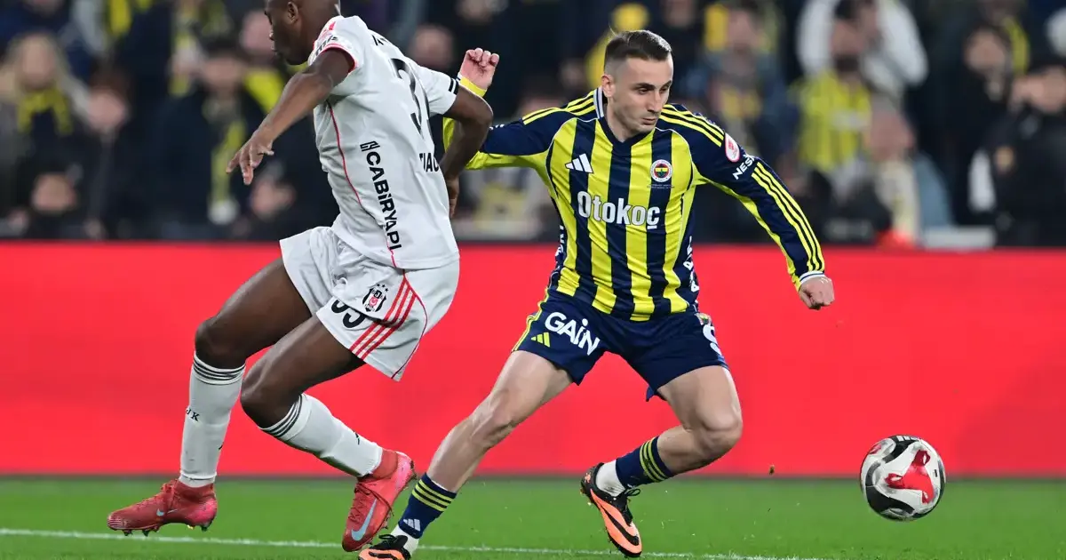 Canlı maç anlatımı: Fenerbahçe-Beşiktaş derbisi başladı