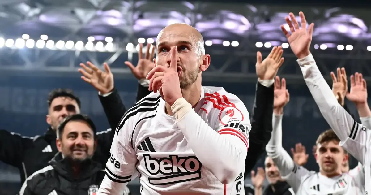 Derbide galibiyeti getiren Cerny: Beşiktaş'ı mutlu etmek için varız
