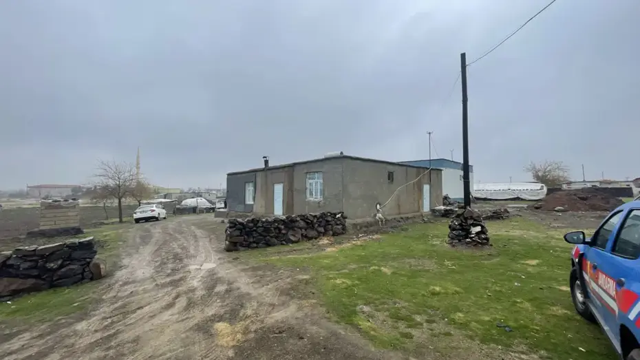 Şanlıurfa'da aile katliamı. Eşini ve oğlunu öldürdü