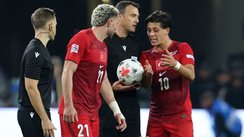 2026-09-25T193704Z_1709530434_UP1EM9P1IHRE4_RTRMADP_3_SOCCER-UEFANATIONS-TUR-FRA-923644(2).JPG