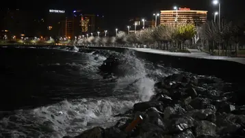 İstanbul'da deniz ulaşımına lodos engeli