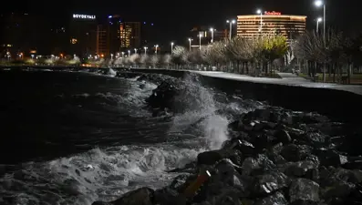 İstanbul'da deniz ulaşımına lodos engeli
