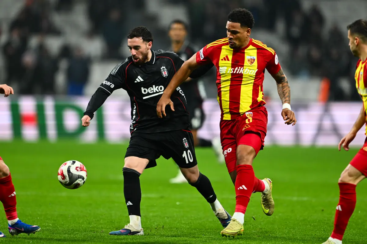 Beşiktaş son dakika golüyle kazandı, taraftardan tepki