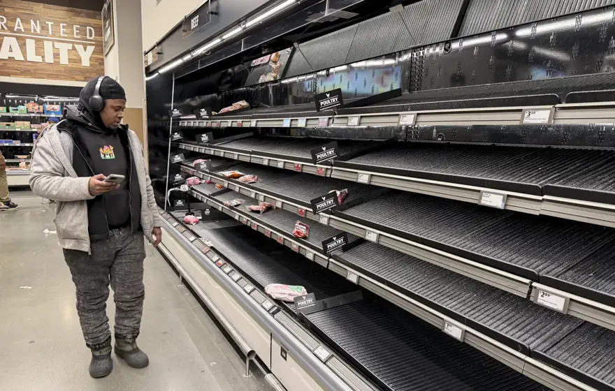 MARKET RAFLARI BOMBOŞ KALDI 3