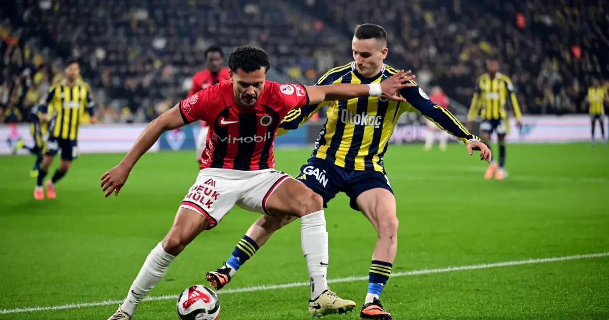 Fenerbahçe Kadıköy'de Gençlerbirliği'ni mağlup etti, zirve takibi sürüyor