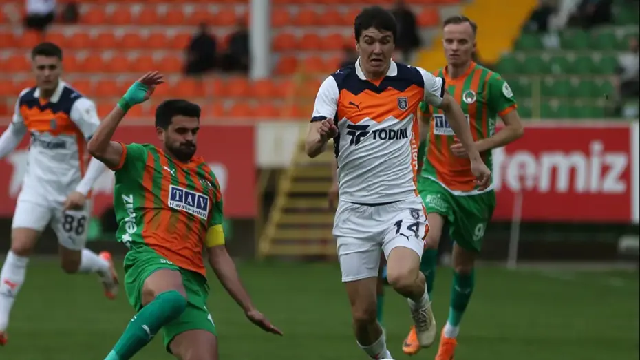 Başakşehir, Alanya deplasmanını 3 puanla geçti