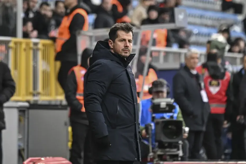 Fenerbahçe maçını hatırlatan Emre Belözoğlu: “Artık çanlar çalıyor”