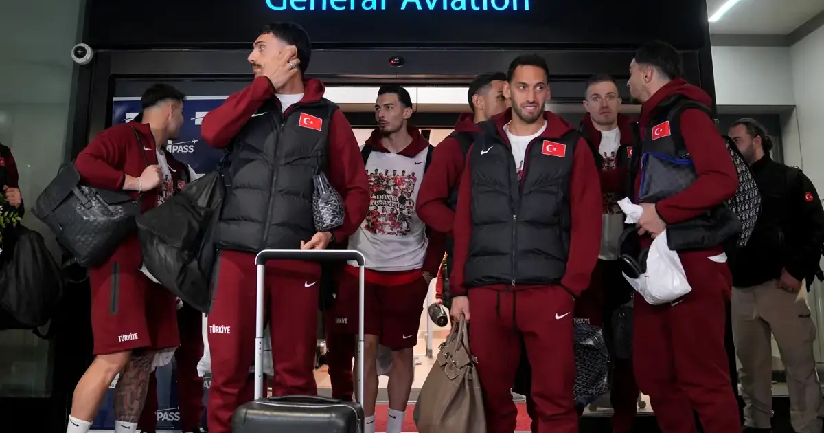 Tarihi başarıya imza attan A Milli Futbol Takımı yurda döndü, Dünya Kupası hedefi açıklandı