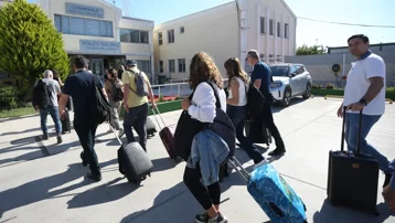 Çanakkale-Limni Adası feribot seferleri başladı