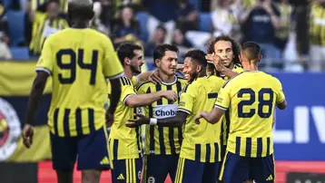 Beşiktaş'tan Fenerbahçe kampına katıldı, perdeyi açtı. 2 maçta tam 9 gol