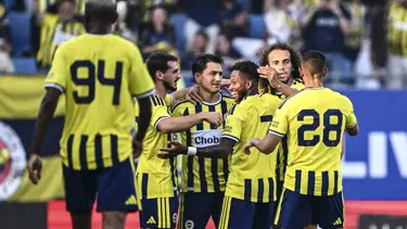 Beşiktaş'tan Fenerbahçe kampına katıldı, perdeyi açtı. 2 maçta tam 9 gol