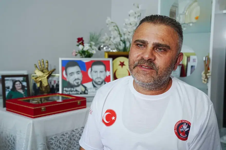"BU ÜLKEDE VATAN HAİNLERİNE GEÇİT YOK" 3