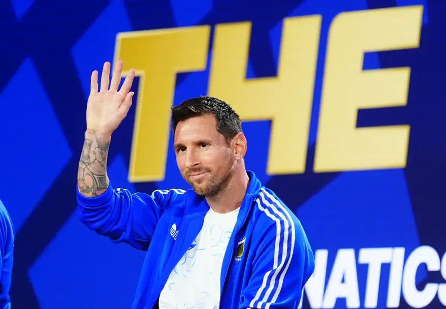 "MESSİ 15 DAKİKA İÇİNDE BİZE 4 GOL ATTI" 3