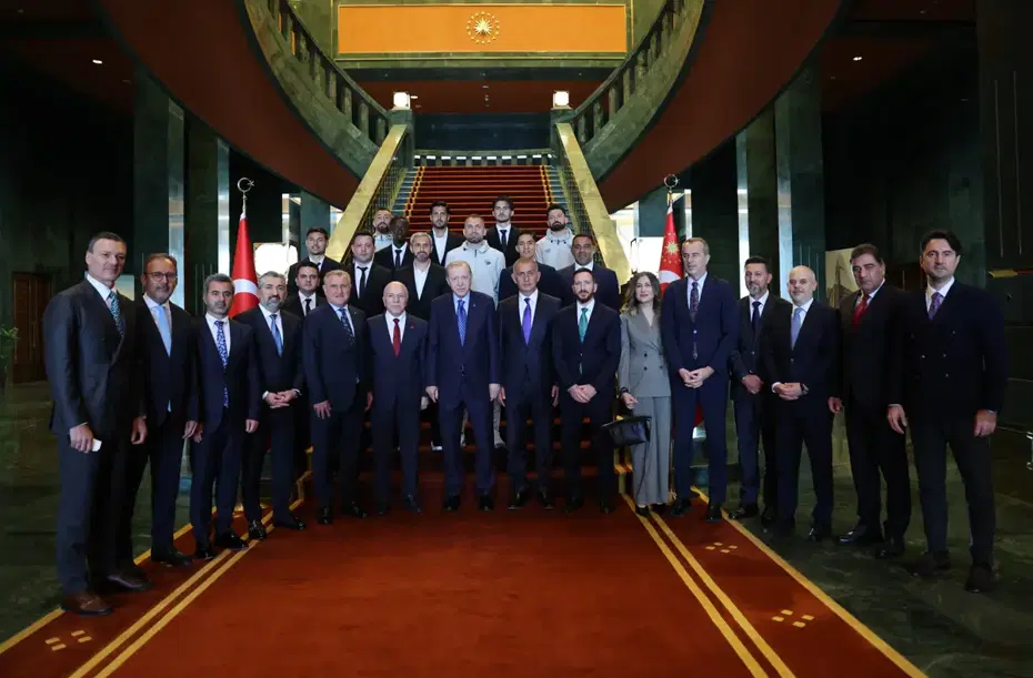 Cumhurbaşkanı Erdoğan Süper Lig'in yeni ekiplerini kabul etti
