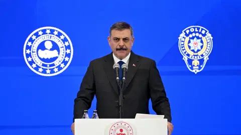 Bakan Çiftçi'den emniyet müdürlerine 10 talimat. "Tehlike okul kapısına