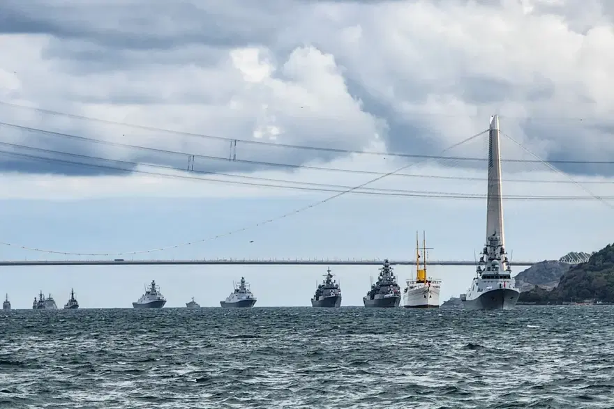 Preveze Deniz Zaferi'nin 488. yılı. İstanbul Boğazı'nda 15 gemiyle geçit töreni 