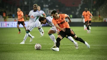 Çorumspor, Burak Yılmaz ile Çaykur Rizepor'u da yıktı. 2'de 2 yaptı