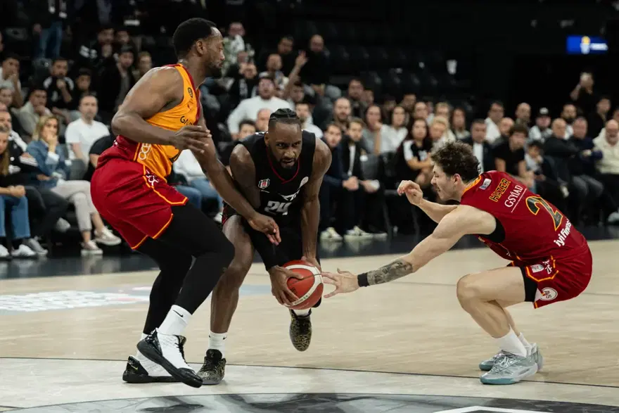 BEŞİKTAŞ KAÇTI GALATASARAY KOVALADI 1