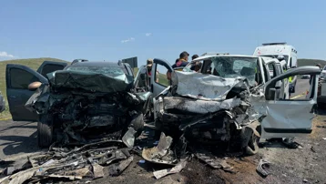 Ardahan'da katliam gibi kaza: Dört can kaybı var