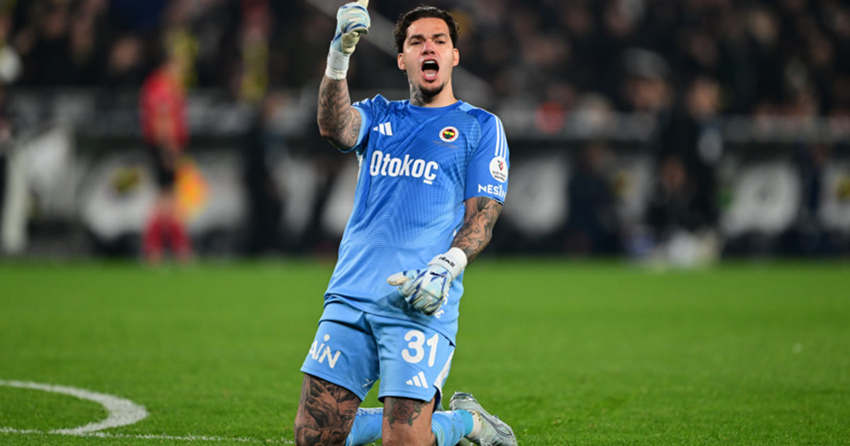 Taraftar tepki göstermişti, Ederson kararını verdi