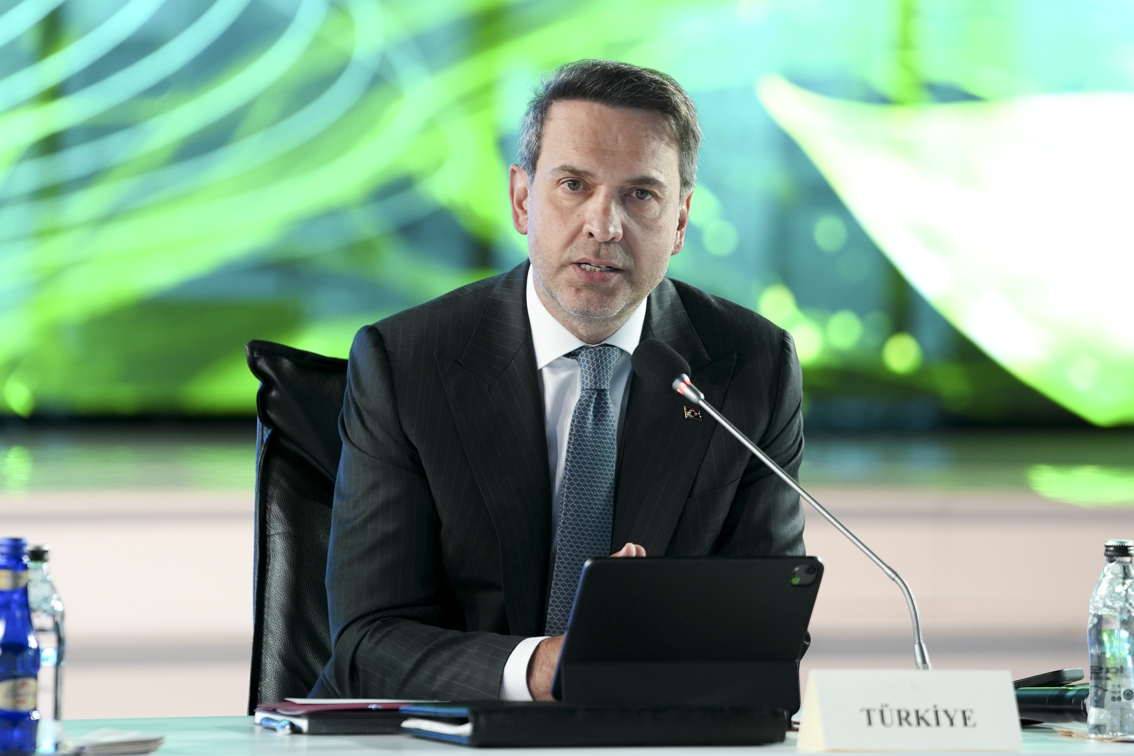 Bakan Bayraktar'tan enerji verimliliğinde uluslararası işbir
