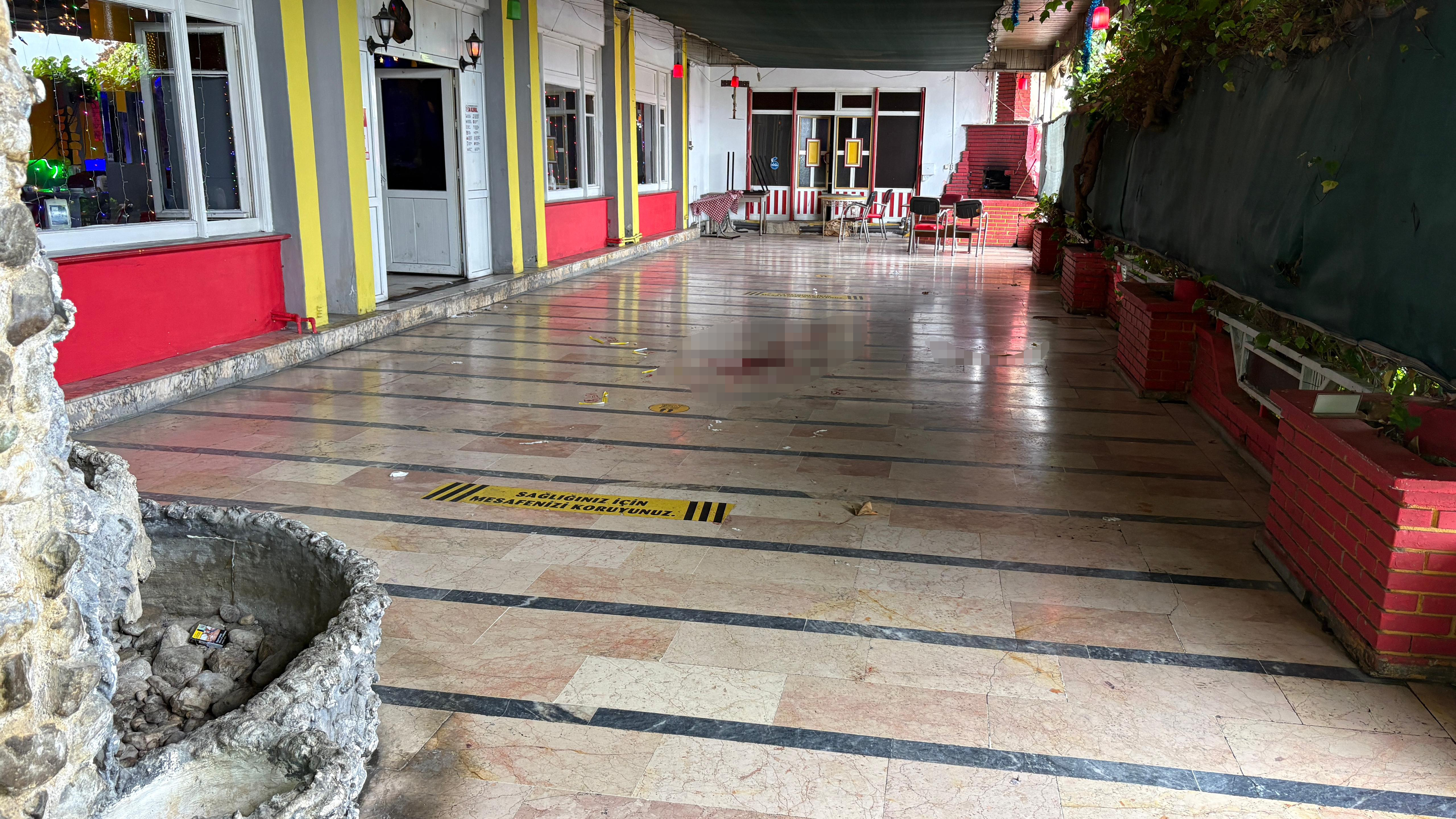 Sakarya'da otelde silahlı çatışma: İki can kaybı var