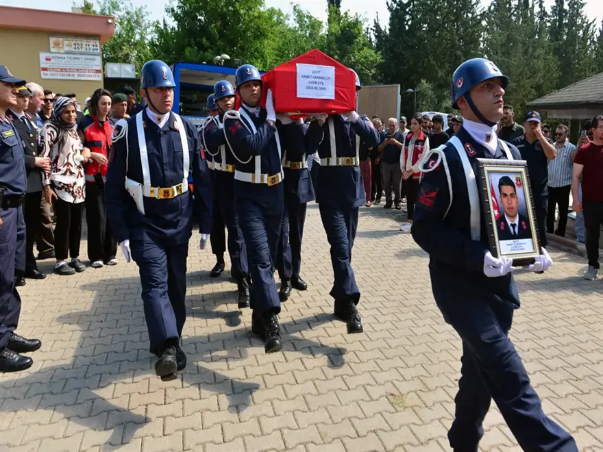 Kazada şehit olan uzman çavuşa veda 