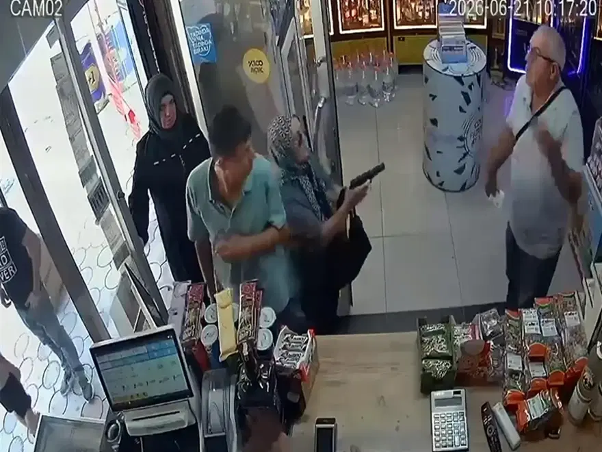 Eşini vurmak istedi, silah tutukluk yapınca kabzayla yaraladı 