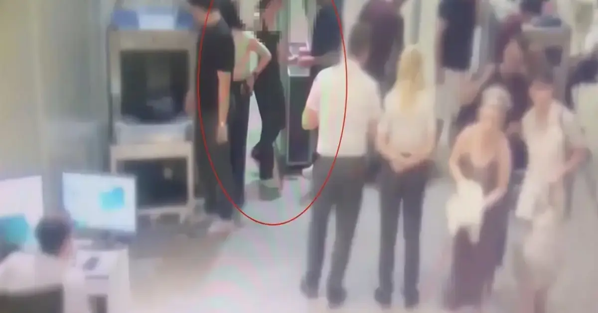 Üniversiteli genç kız şarjör ve onlarca mermiyle AVM'ye girmeye çalıştı. "Sevgilime götürüyordum"