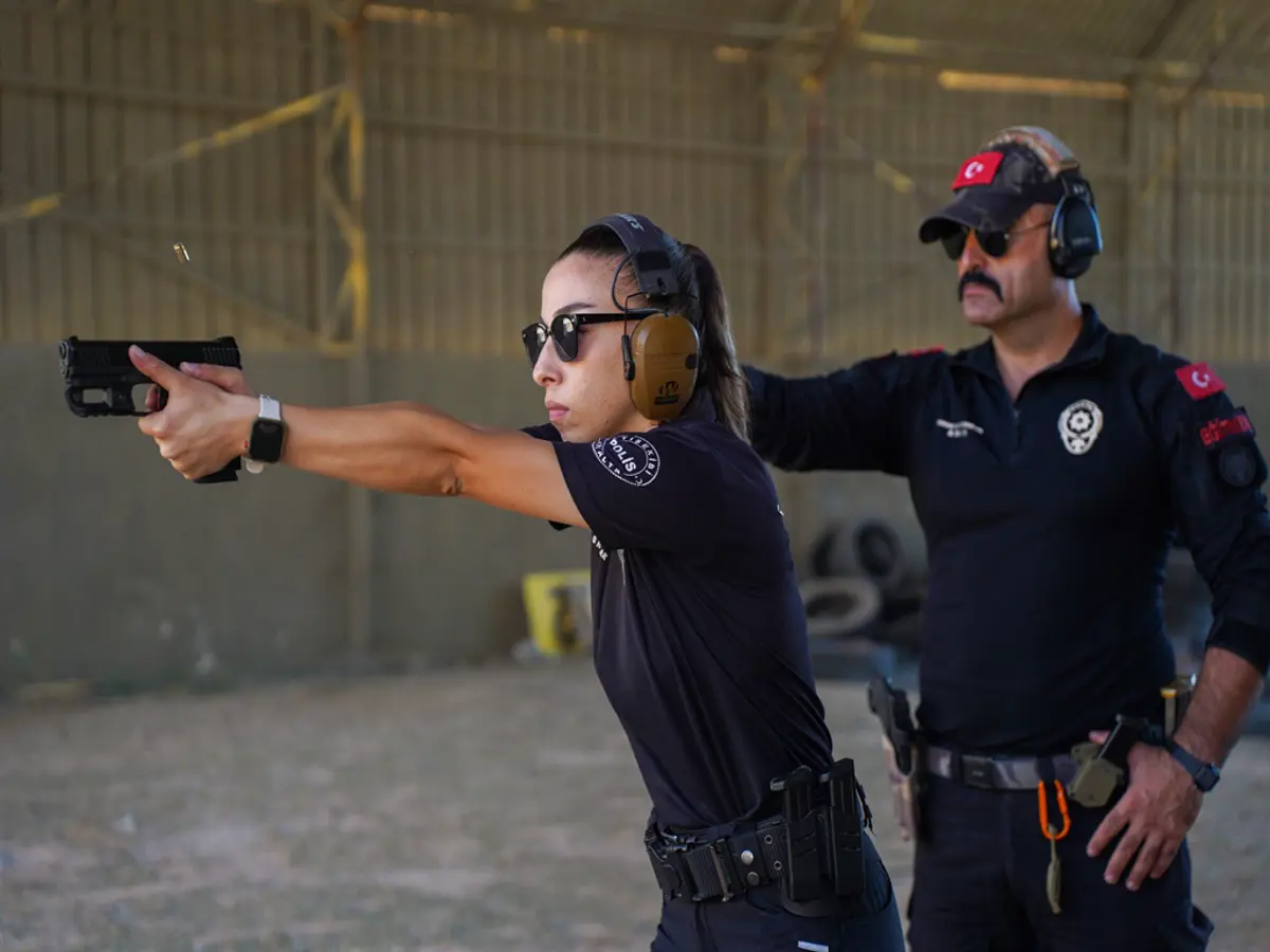Antalya'da görevli atış eğitmeni polis, Polonya'da Avrupa şampiyonu oldu