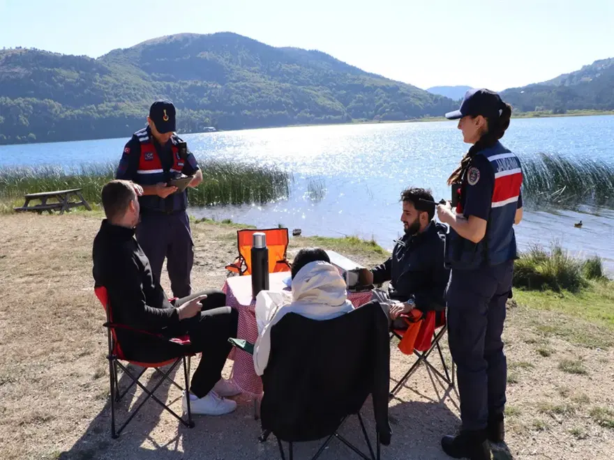 Teğmen Nevin, Bolu'nun ilk kadın karakol komutanı oldu 2 Teğmen Nevin, Bolu'nun ilk kadın karakol komutanı oldu 2