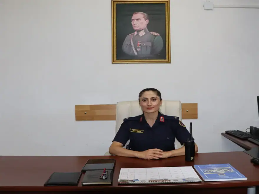 Teğmen Nevin, Bolu'nun ilk kadın karakol komutanı oldu Teğmen Nevin, Bolu'nun ilk kadın karakol komutanı oldu