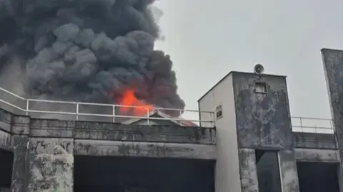 Bayrampaşa'da sanayi sitesinde korkutan yangın