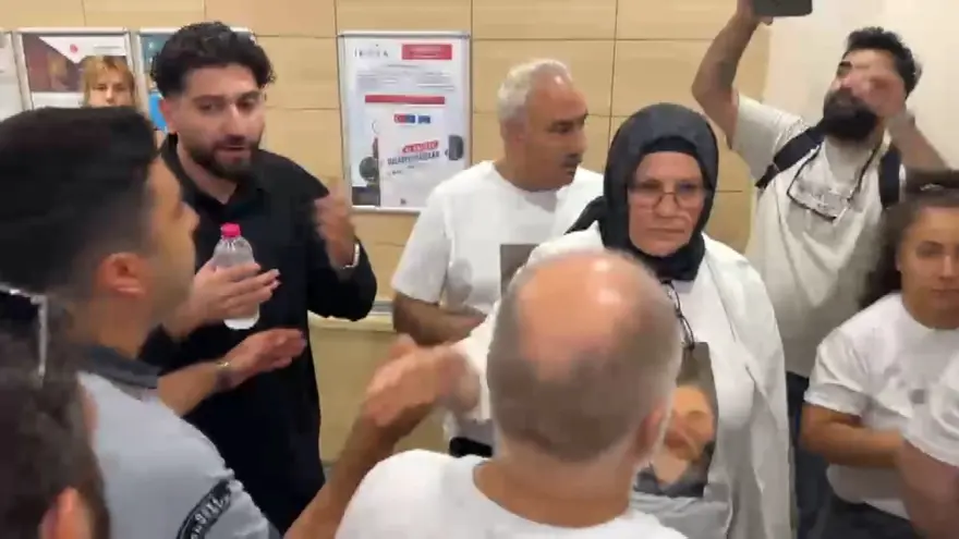 RAPÇİ CANBAY VE KUNDAKÇI AİLESİ ARASINDA GERGİNLİK 4 RAPÇİ CANBAY VE KUNDAKÇI AİLESİ ARASINDA GERGİNLİK 4