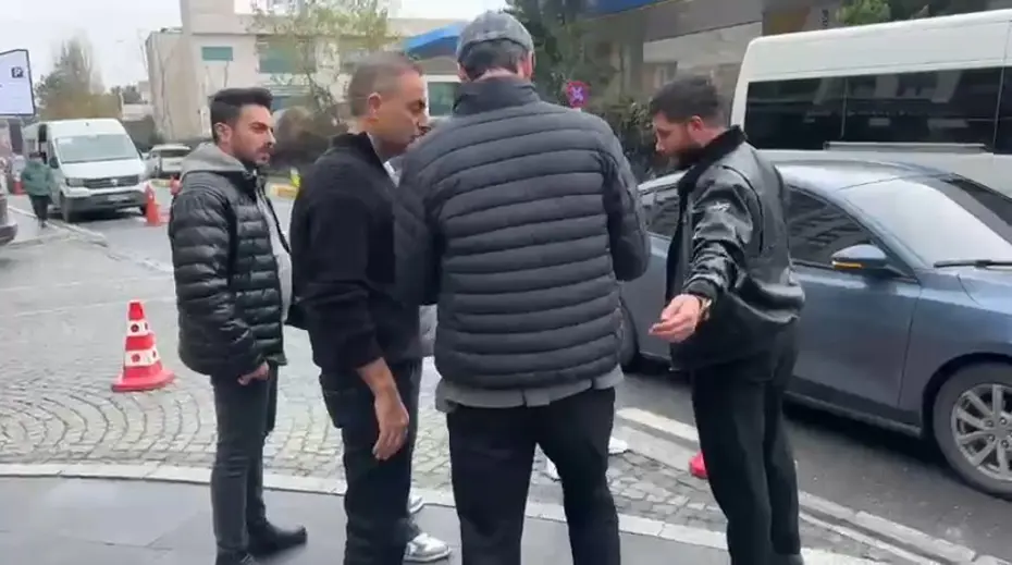 Gazeteci Barış Terkoğlu gözaltına alındı