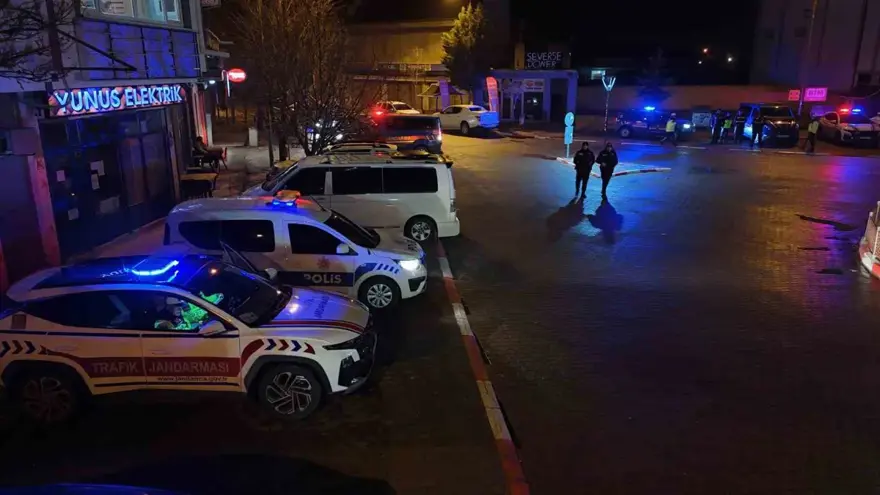 GECE BOYUNCA NÖBET TUTTULAR 3