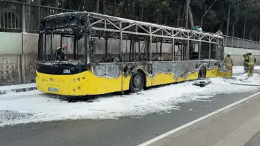 Bakırköy'de İETT otobüsünde yangın
