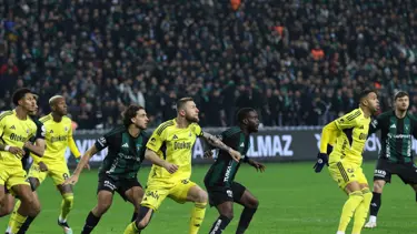 Fenerbahçe, Kocaeli'de kazandı fark yeniden 3'e indi
