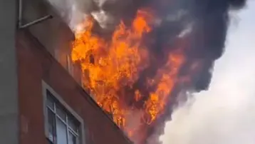 Sultangazi'deki yangında can pazarı. Kaçmak isterken beşinci kattan yere düştü