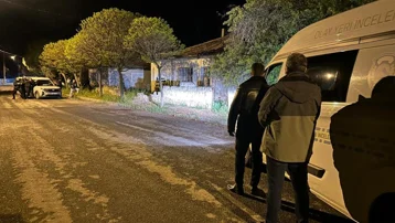 Uşak'ta polis ekibine silahlı saldırı: Biri ağır iki yaralı var