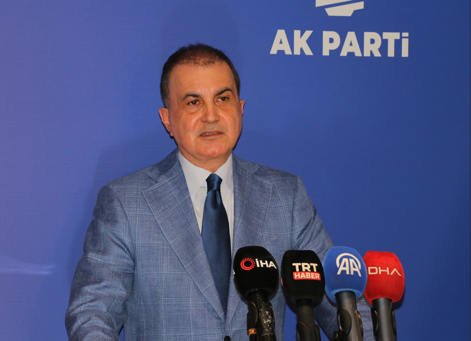 AK Parti Sözcüsü Ömer Çelik: Çatışma CHP'lilerin kendi içinde