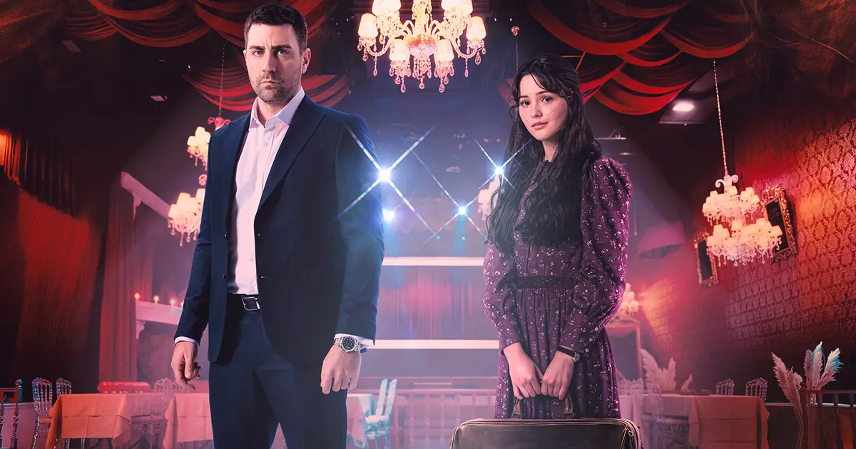 Çirkin dizisinin afişi yayınlandı