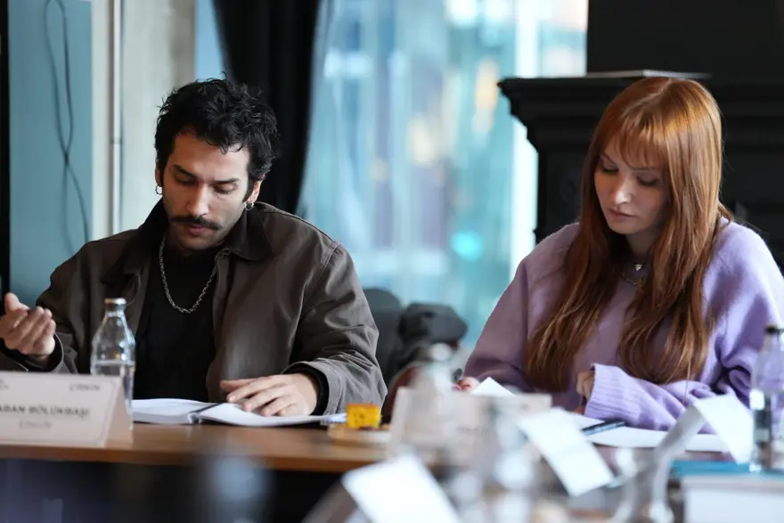 OYUNCU KADROSUNDA KİMLER VAR? 3