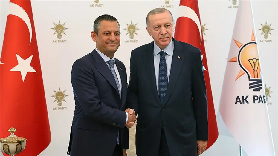 Özgür Özel, Cumhurbaşkanı Erdoğan'a 300 bin lira tazminat ödeyecek