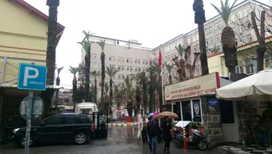 İzmir'de acı olay. Anne ve oğlu birer gün arayla hayatını kaybetti