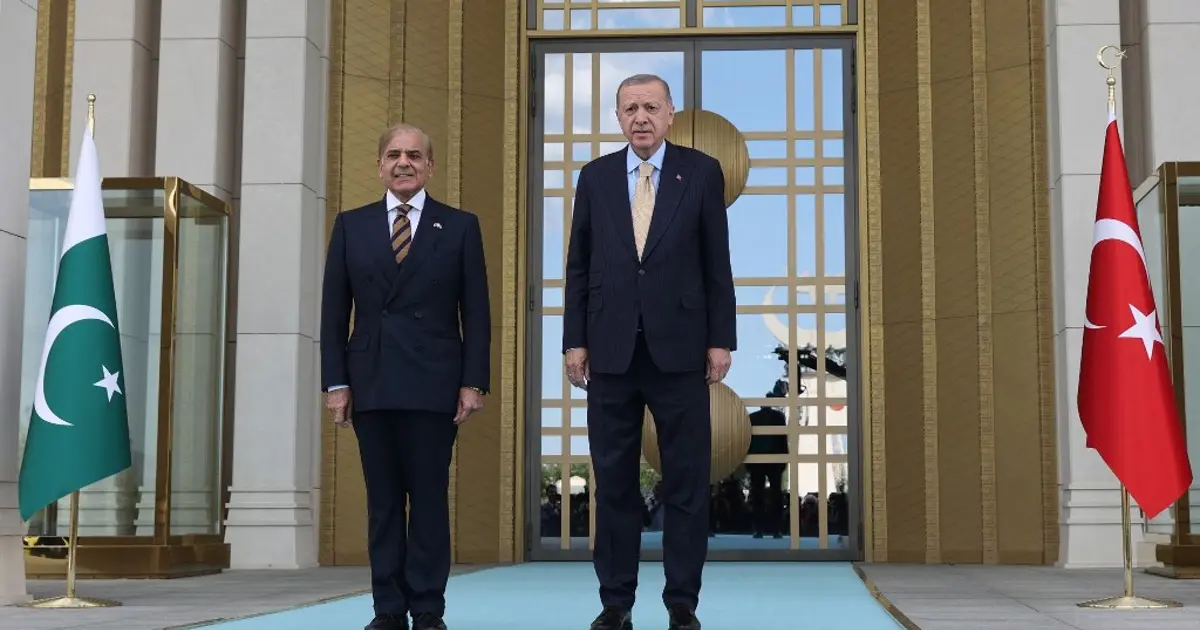 Pakistan Başbakanı Türkiye'ye geliyor