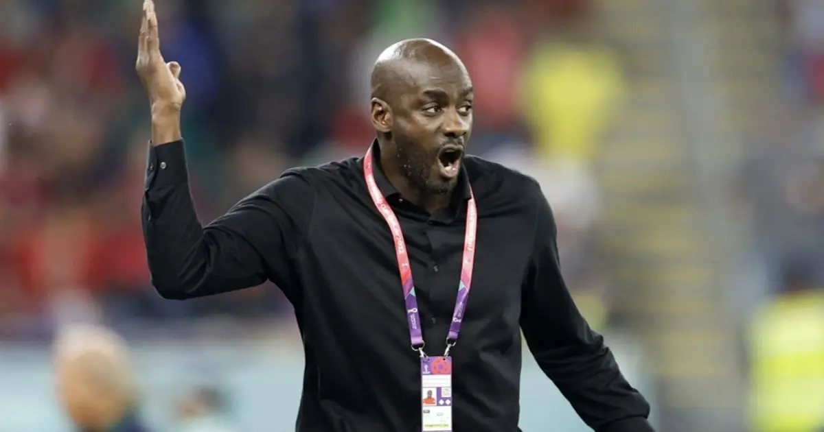 Ülkesini Dünya Kupası'na taşıdı, hazırlık maçında yenilince gönderildi